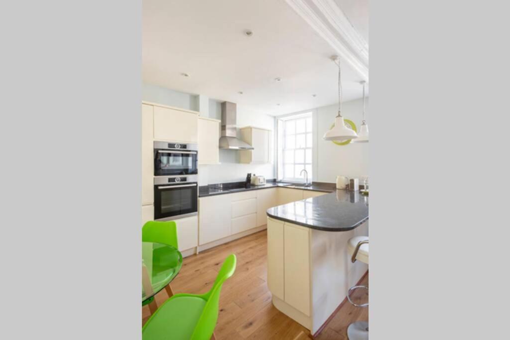 Beautiful Apartment, Incredible Central Location Bath Exterior foto